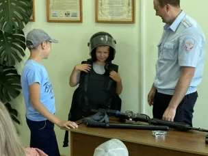 Сотрудники МО МВД России «Ковернинский»  пригласили воспитанников  лагеря дневного пребывания при МДОУ ДО РЦВР.