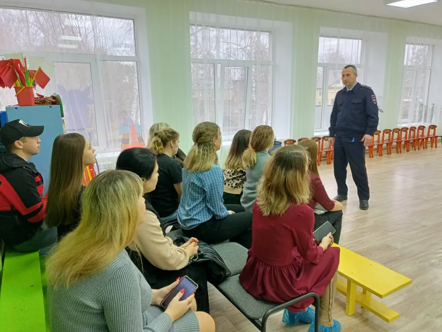 Сотрудники полиции провели профилактическую беседу для студентов