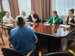 22 июля 2026 года ,  глава местного самоуправления Ковернинского муниципального округа ,секретарь местного отделения партии «Единая Россия» Васильев Алексей Александрович провёл встречу с жителями  округа