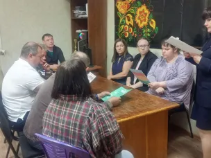 Заместитель начальника отдела МО МВД России «Ковернинский» начальник следственного отдела подполковник юстиции Красильникова Наталья Владимировна провела беседу с трудовым коллективом и рассказала о наиболее распространенных видах мошенничества.